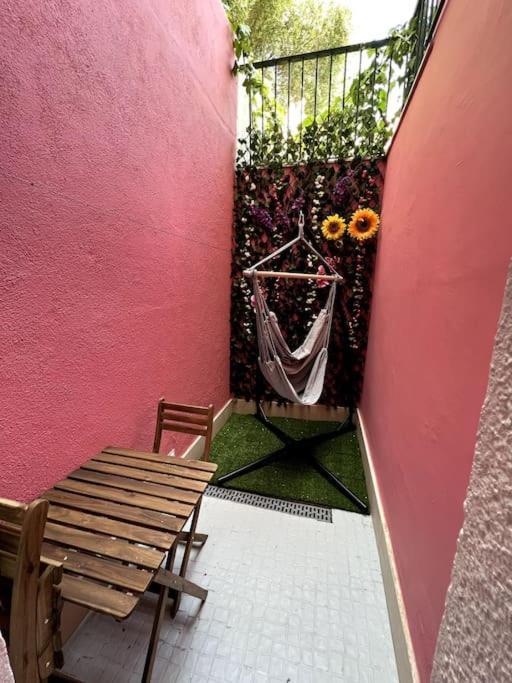 Artistic Digital Getaway - Patio & Great Location! Apartment Lisbon Exterior photo